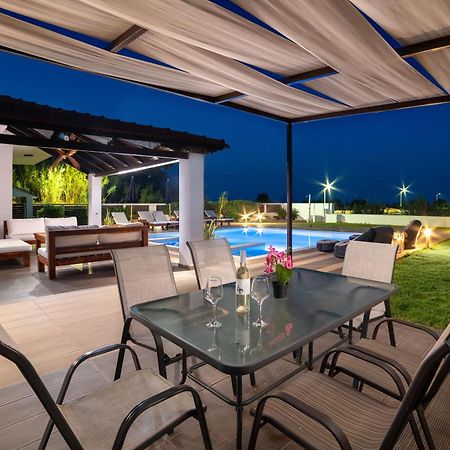 Elysian Villa 阿凡投 外观 照片